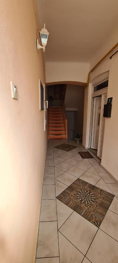 Appartement Grand Old SJJ Extérieur photo